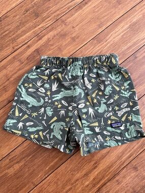 Patagonia Baby Green Crocodile Print Pull-On Shorts